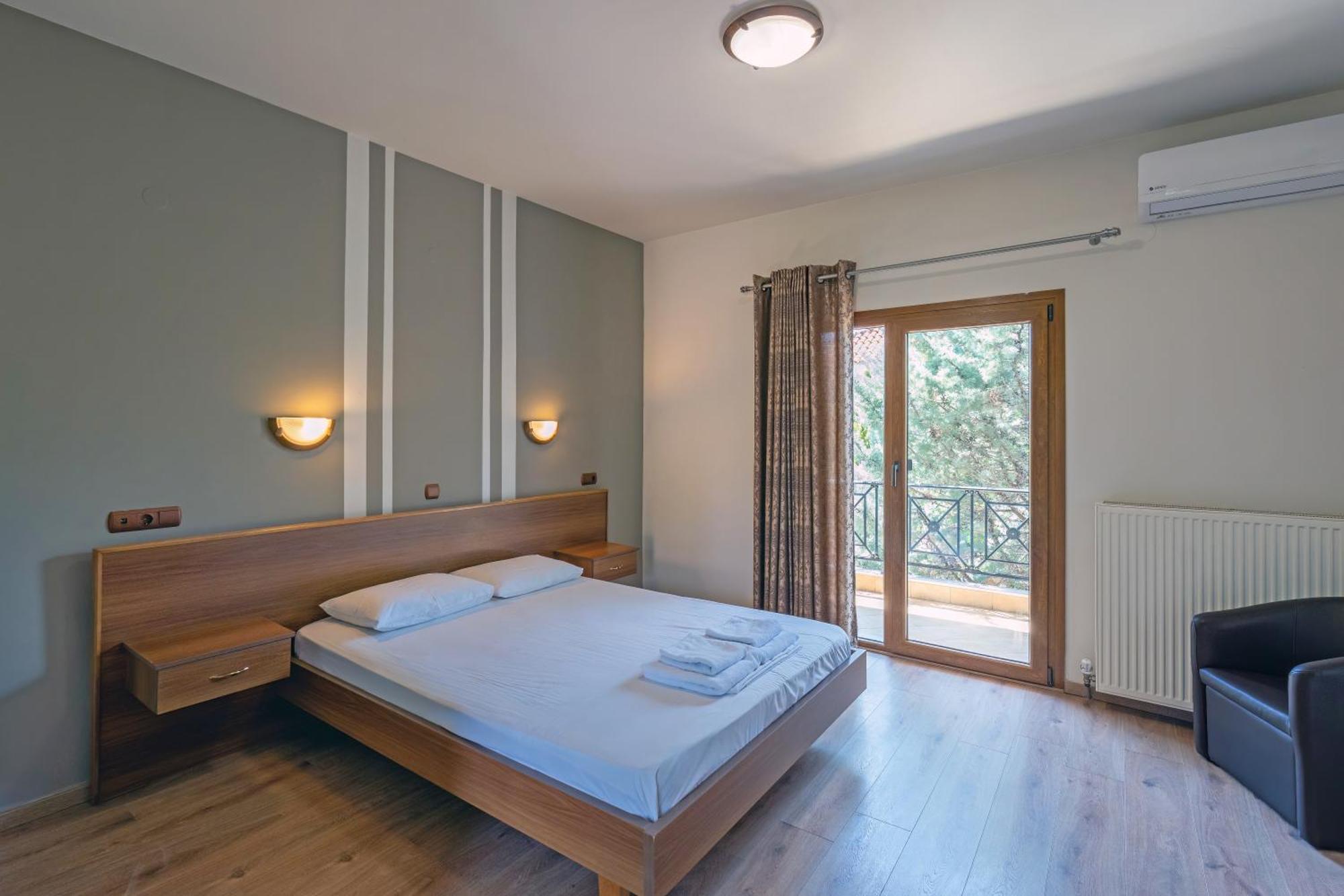 Hotel Agistro Ángistron 외부 사진