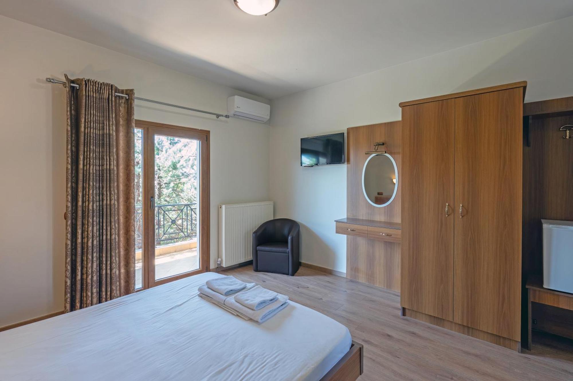 Hotel Agistro Ángistron 외부 사진