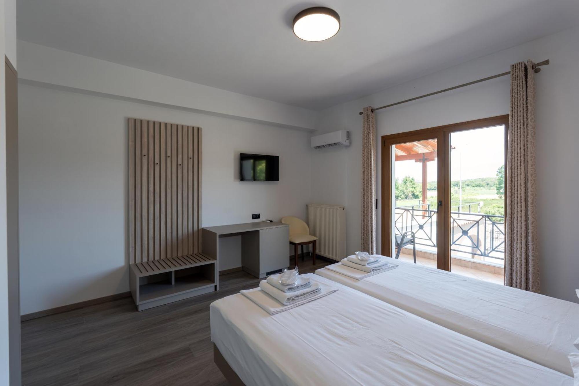 Hotel Agistro Ángistron 외부 사진