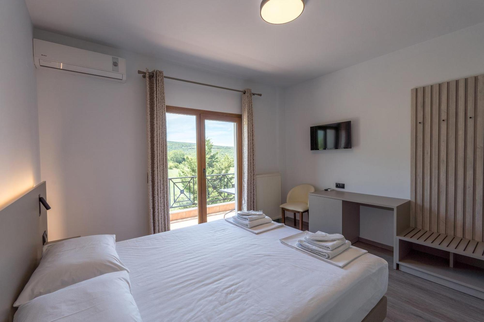 Hotel Agistro Ángistron 외부 사진